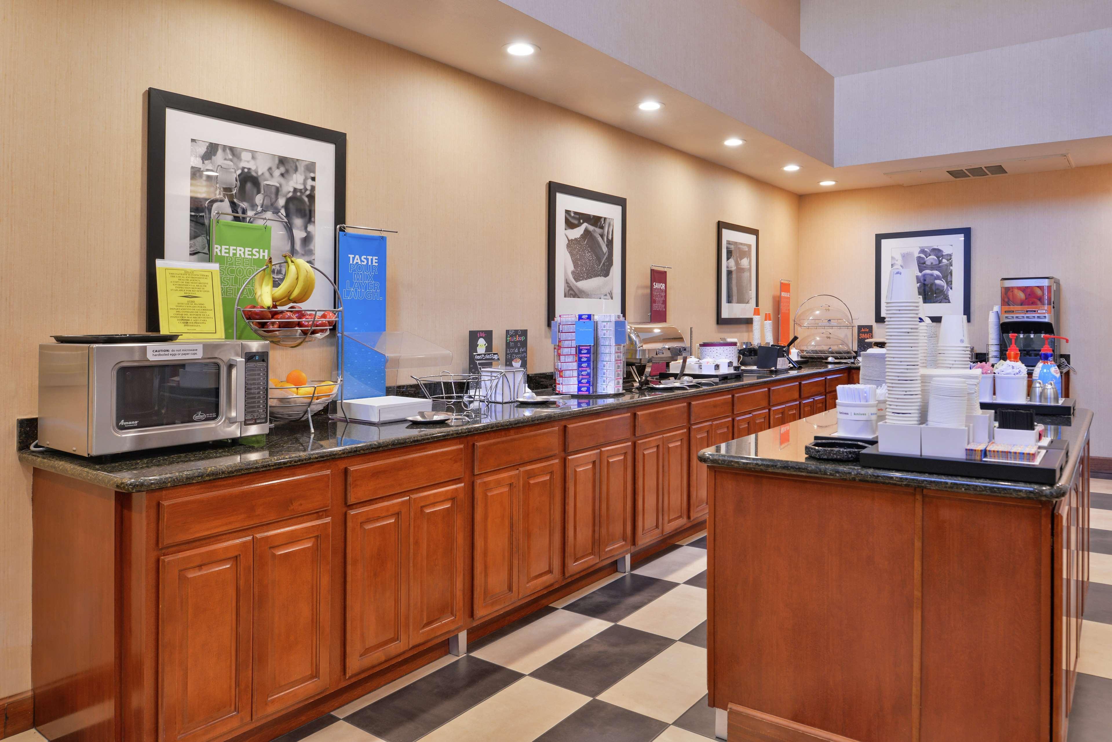 Hampton Inn & Suites Woodland-Sacramento Area Buitenkant foto